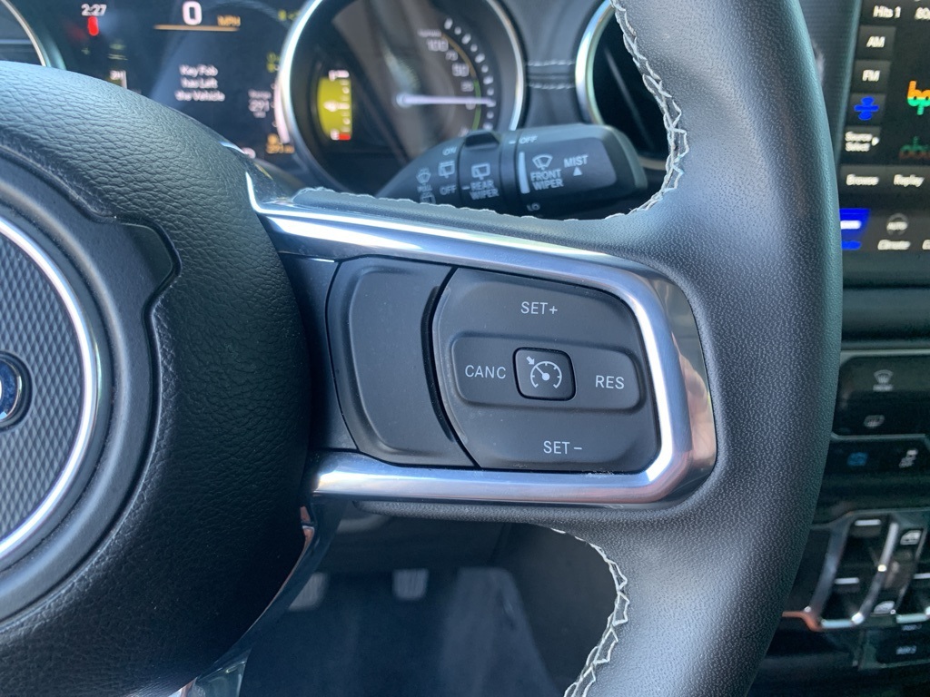 2023 Jeep Wrangler Sahara 4xe photo 11