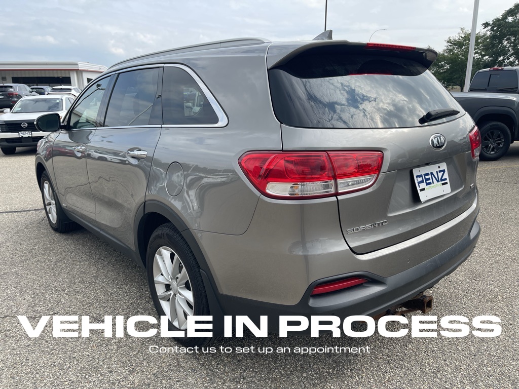 2017 Kia Sorento LX photo 5
