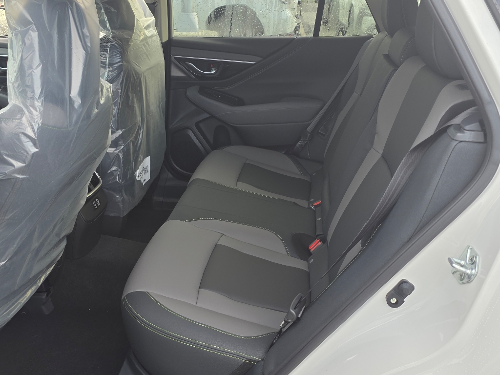 2025 Subaru Outback Onyx Edition photo 9