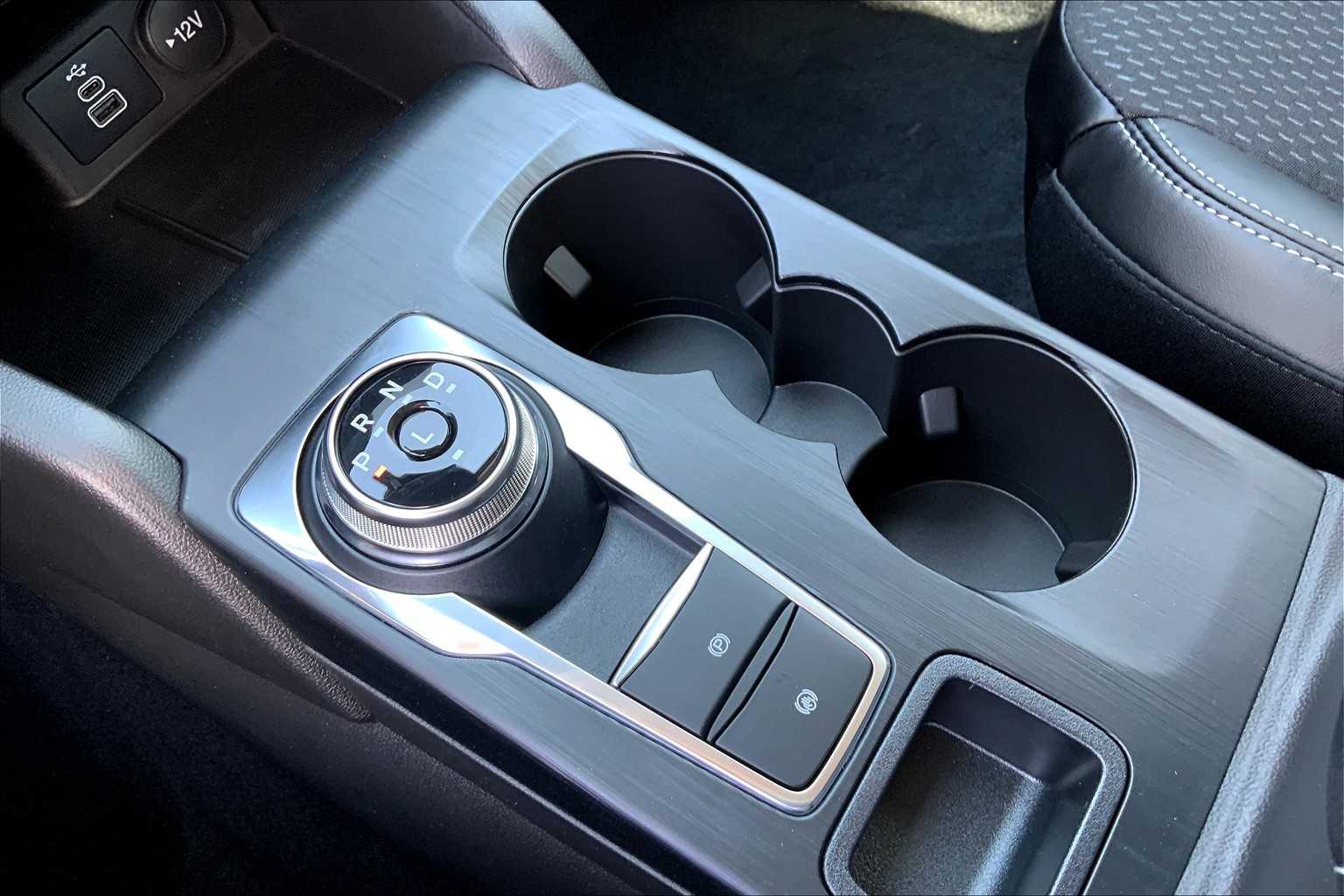 2025 Ford Escape Plug-In Hybrid photo 7