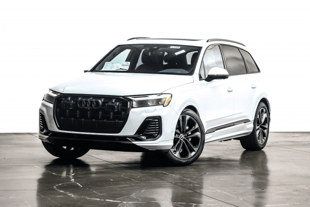 2026 Audi Q7 Premium Plus's photo