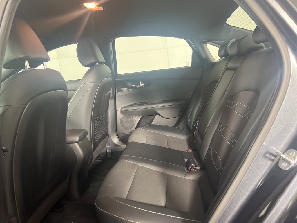 2023 Kia Forte GT-Line photo 6