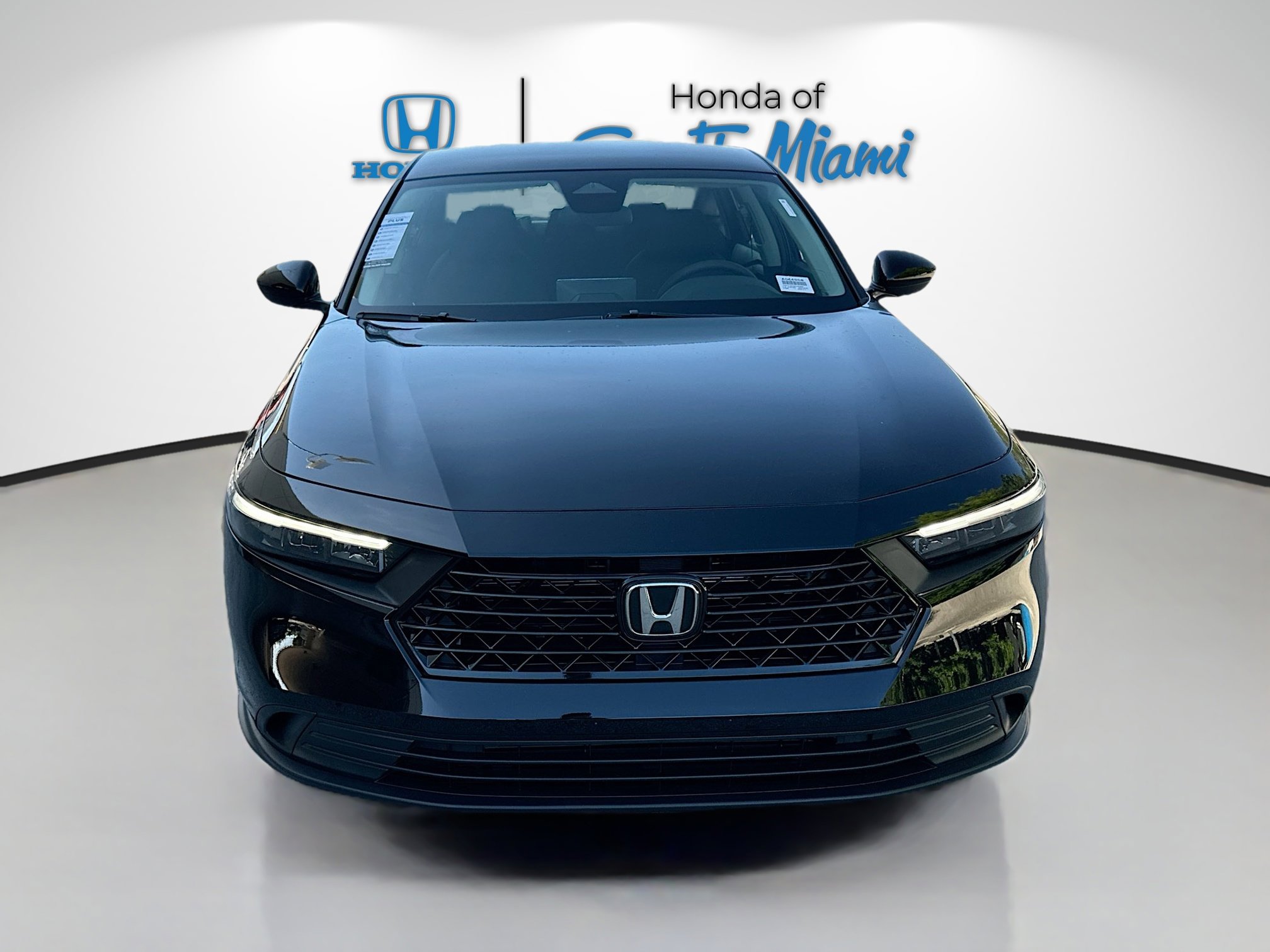 2025 Honda Accord LX photo 2