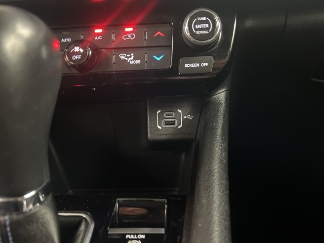2022 Jeep Compass Latitude photo 19