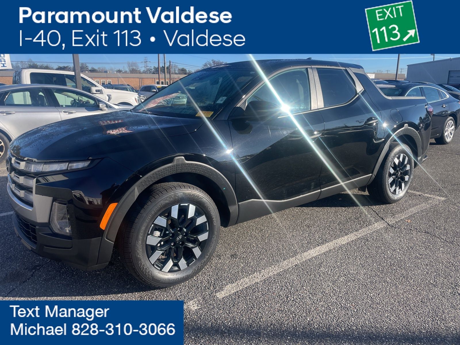 2025 Hyundai Santa Cruz SE photo 3