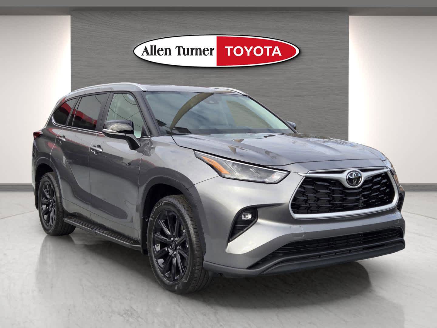 2026 Toyota Highlander XLE's photo