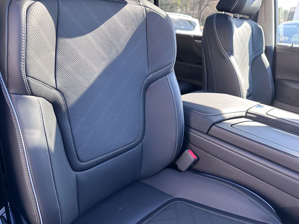 2025 Infiniti QX80 Luxe photo 41