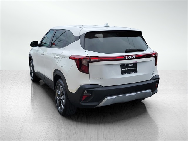 2024 Kia Seltos LX photo 5