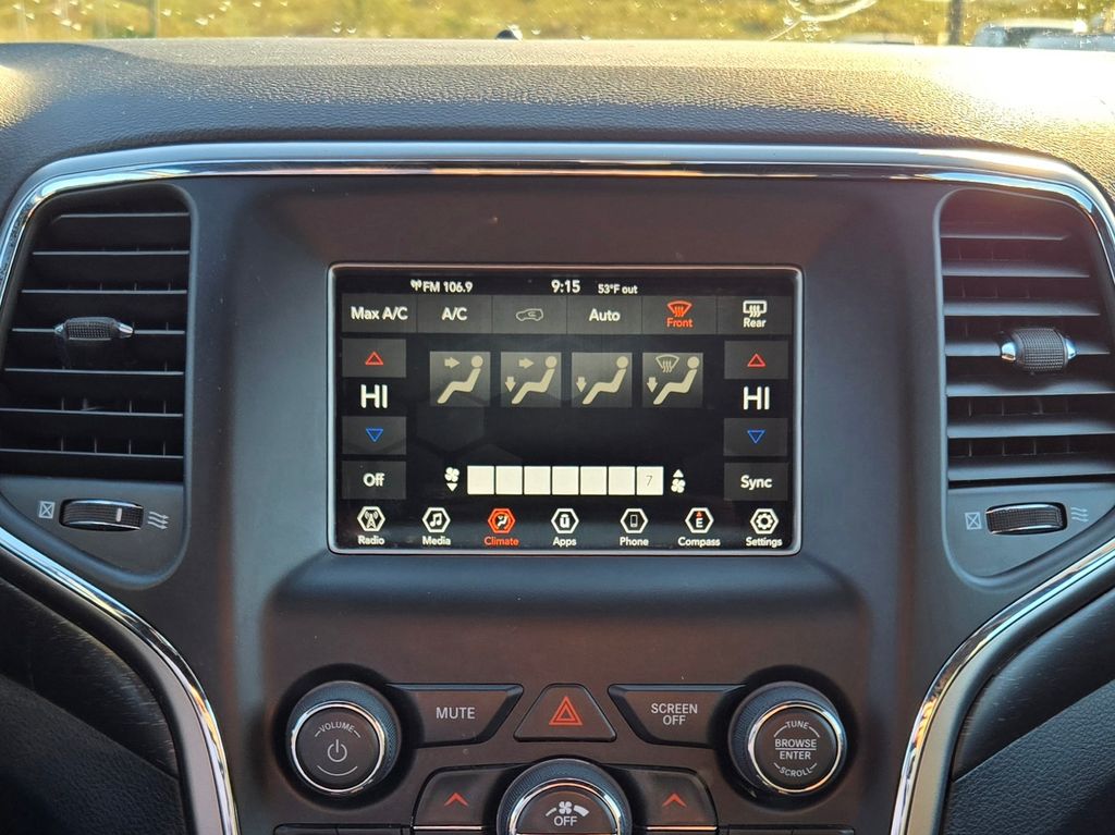 2018 Jeep Grand Cherokee Laredo photo 19