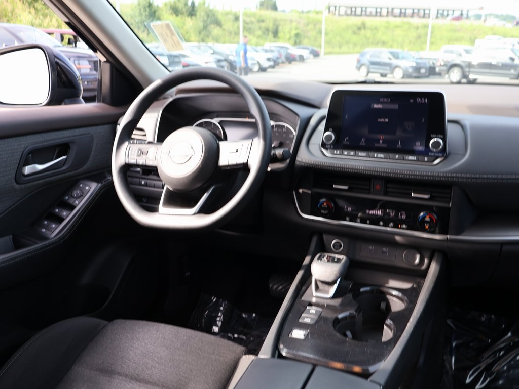 2023 Nissan Rogue SV photo 13