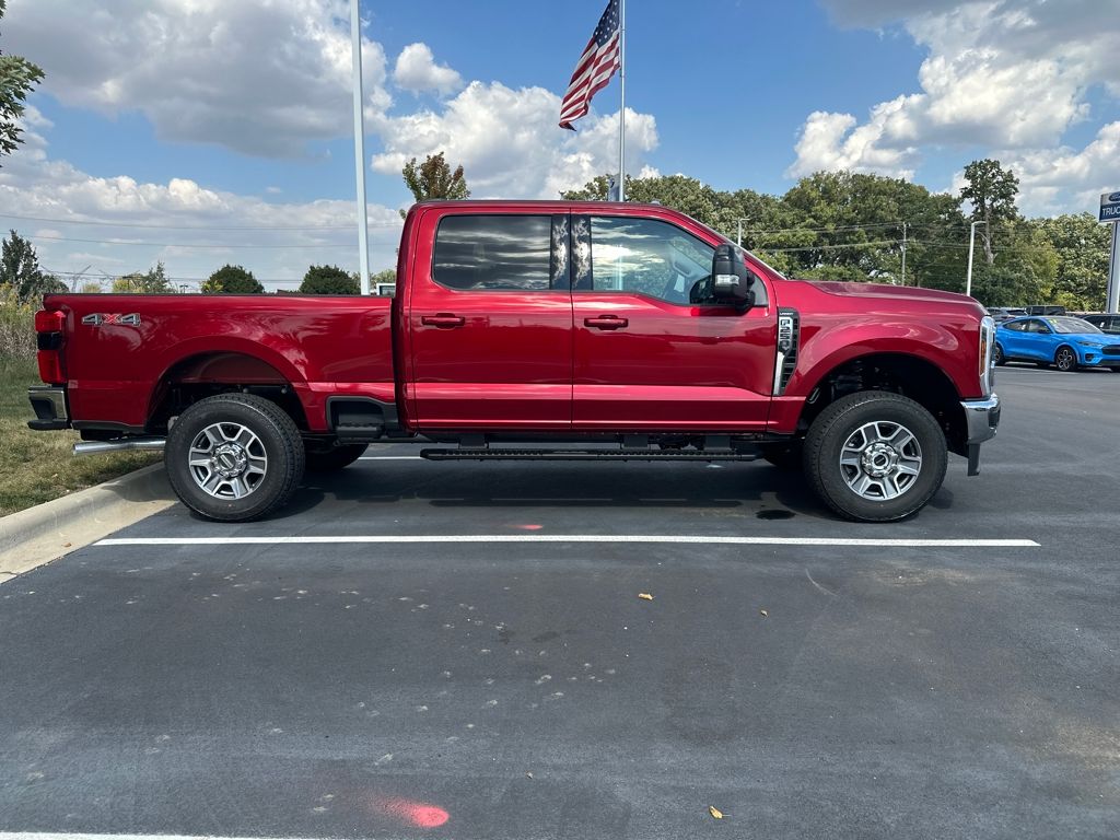 2026 Ford F-250 Lariat photo 3