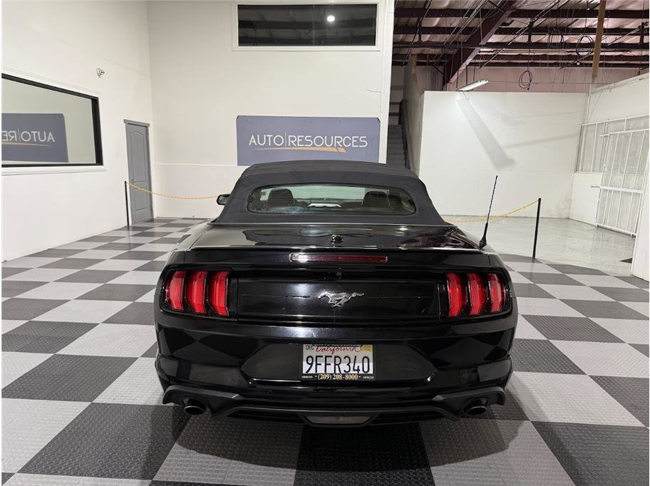 2020 Ford Mustang EcoBoost Premium Convertible photo 6