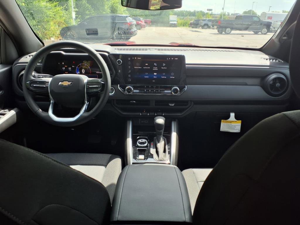 2025 Chevrolet Colorado LT photo 6