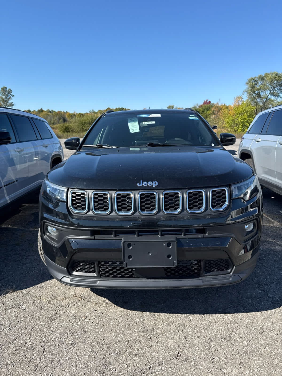 2024 Jeep Compass Latitude photo 2