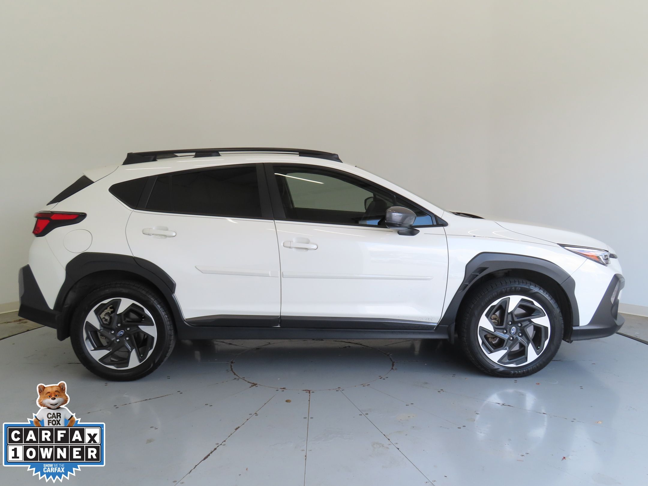 2024 Subaru Crosstrek Limited photo 2