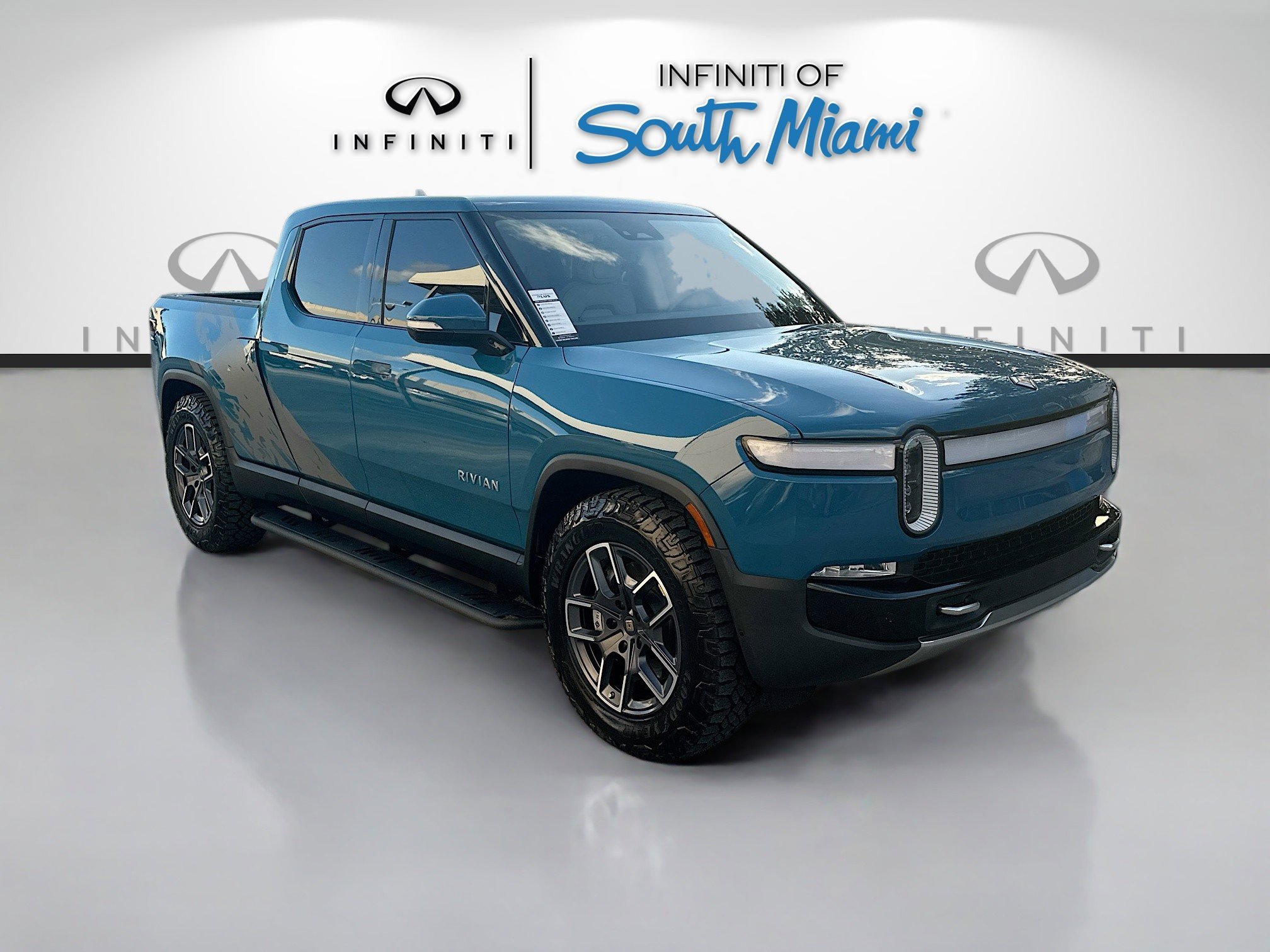 2023 Rivian R1T Adventure's photo