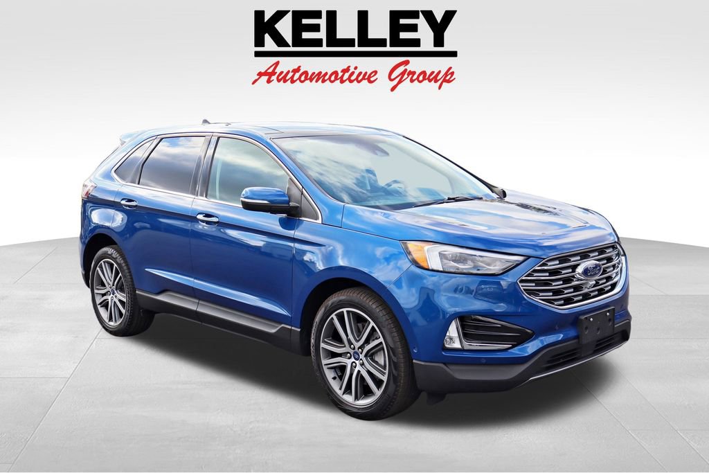 2021 Ford Edge Titanium's photo