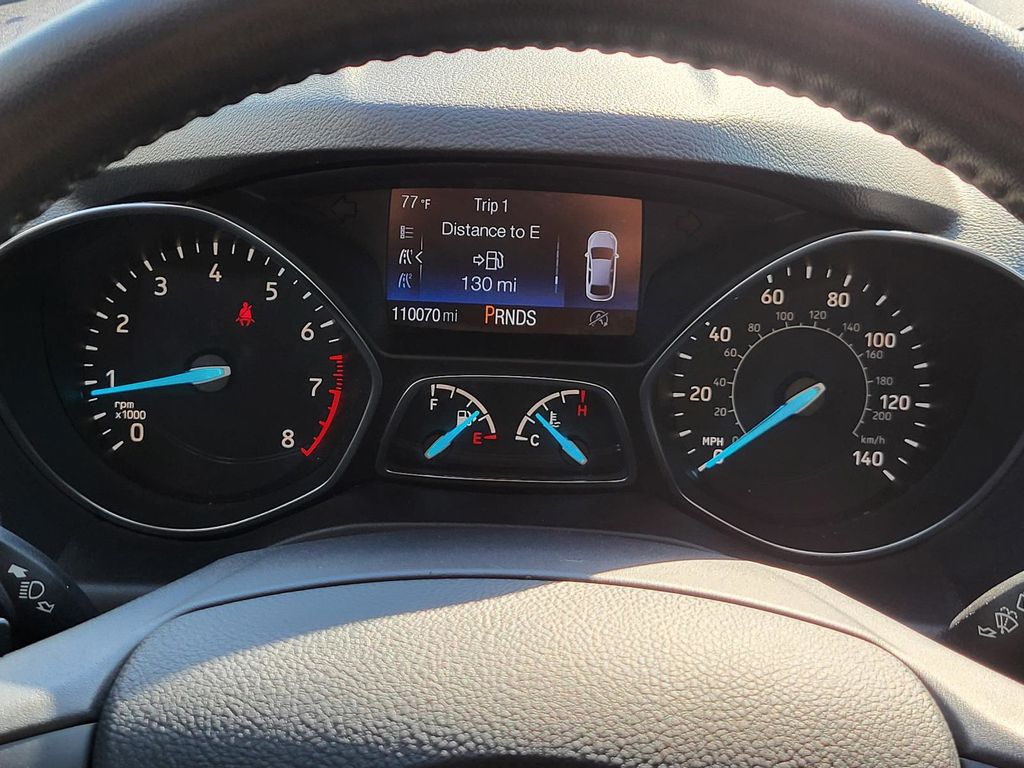 2017 Ford Escape Titanium photo 34