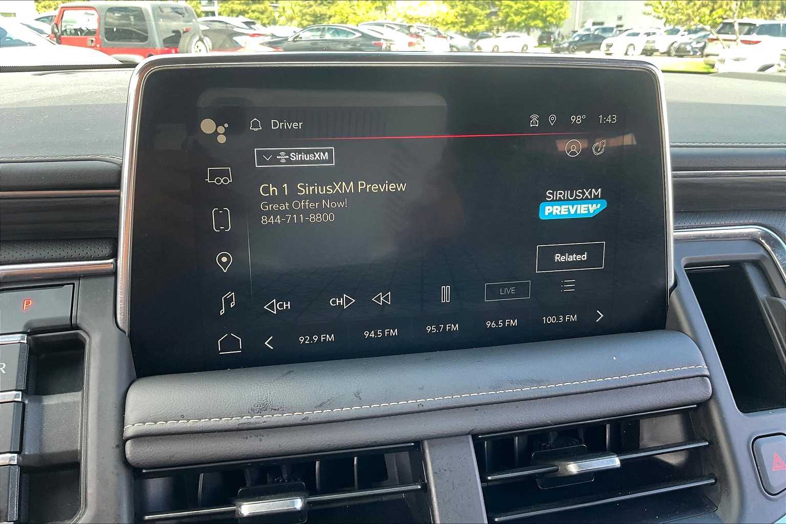2022 Gmc Yukon SLT photo 28