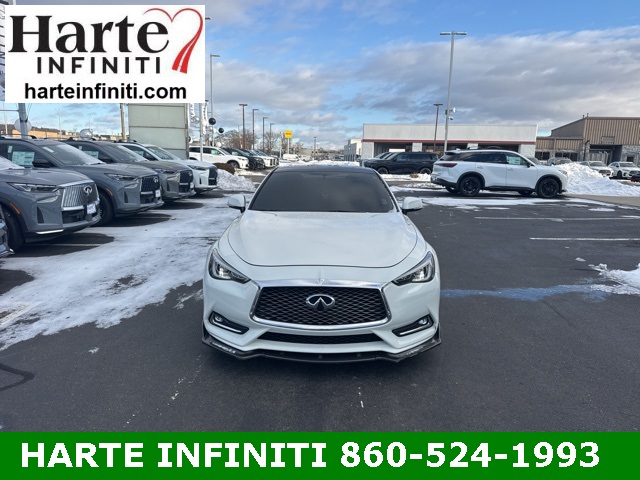 2017 INFINITI Q60 Coupe Premium's photo