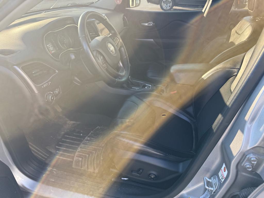 2019 Jeep Cherokee Latitude photo 8