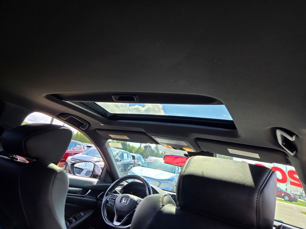 2020 Honda Accord Sport 2.0T photo 8