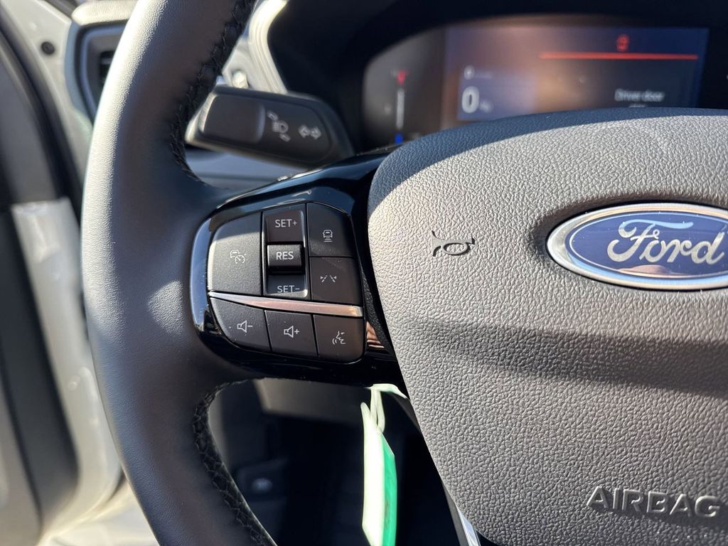 2025 Ford Escape Plug-In Hybrid Base photo 7