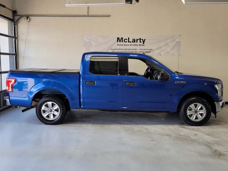 2017 Ford F-150 XLT photo 2