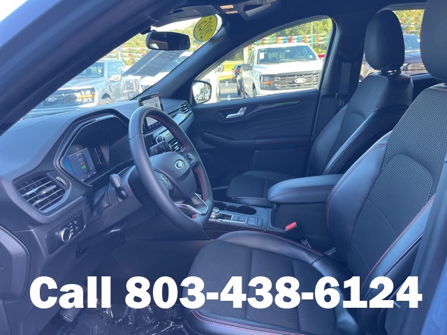 2025 Ford Escape ST-Line photo 5