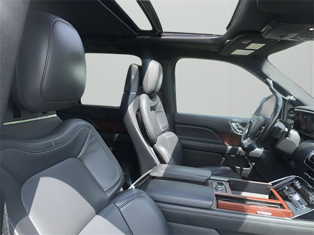 2022 Lincoln Navigator Reserve photo 41