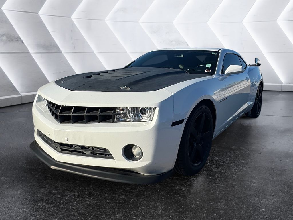 2013 Chevrolet Camaro 1LT photo 3