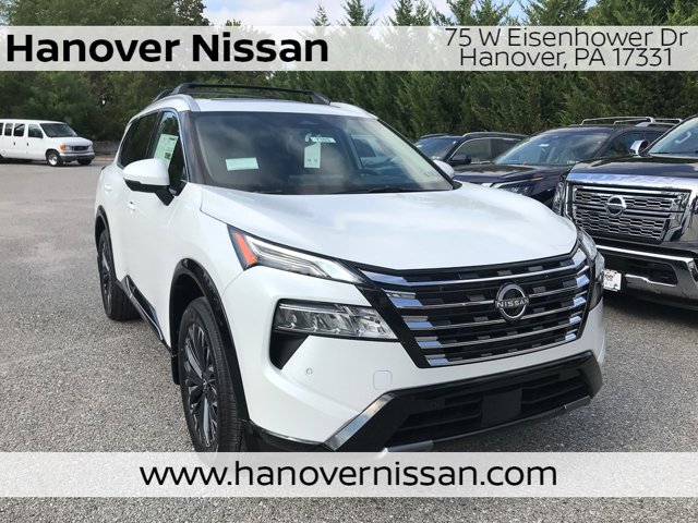 2026 Nissan Rogue Platinum's photo