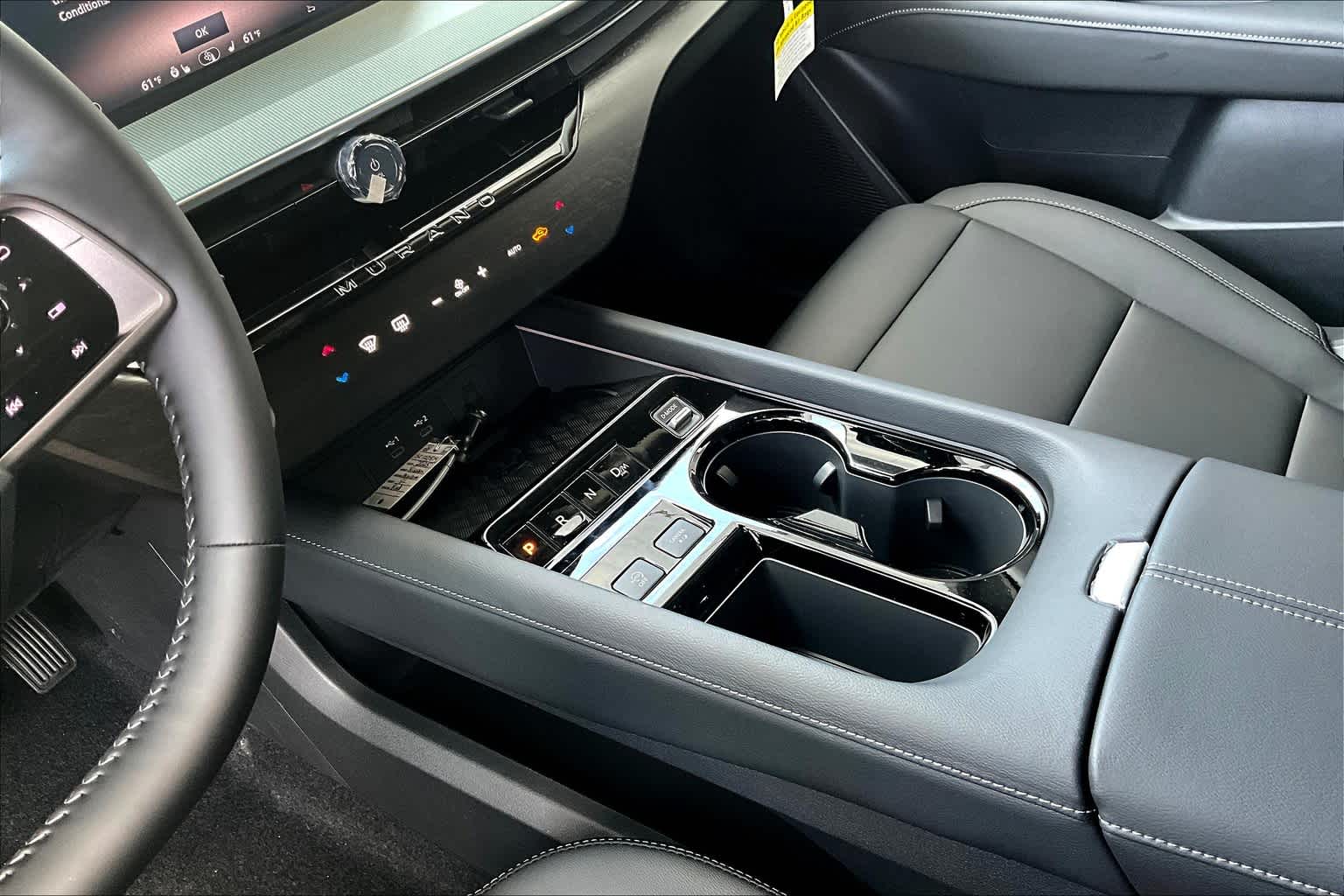 2025 Nissan Murano SL photo 11