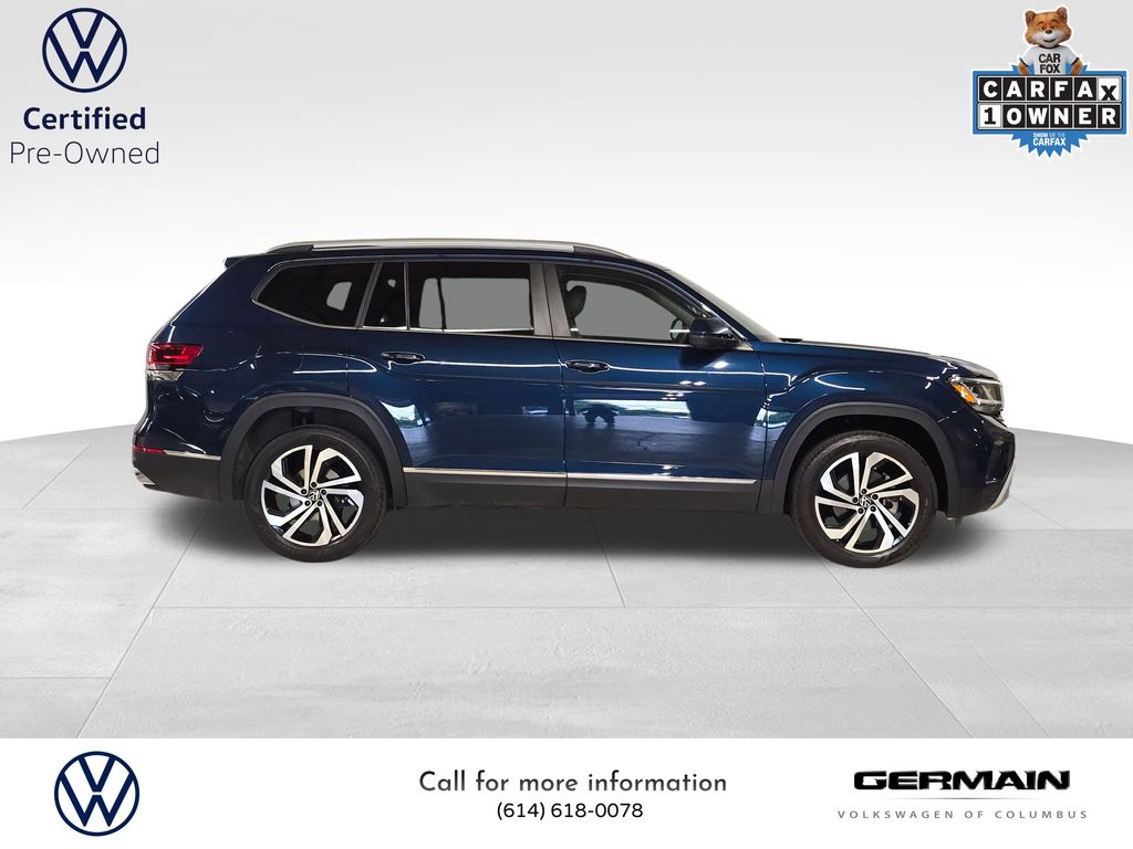 2023 Volkswagen Atlas SEL photo 3