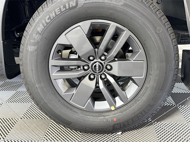 2026 Nissan Frontier SV photo 4