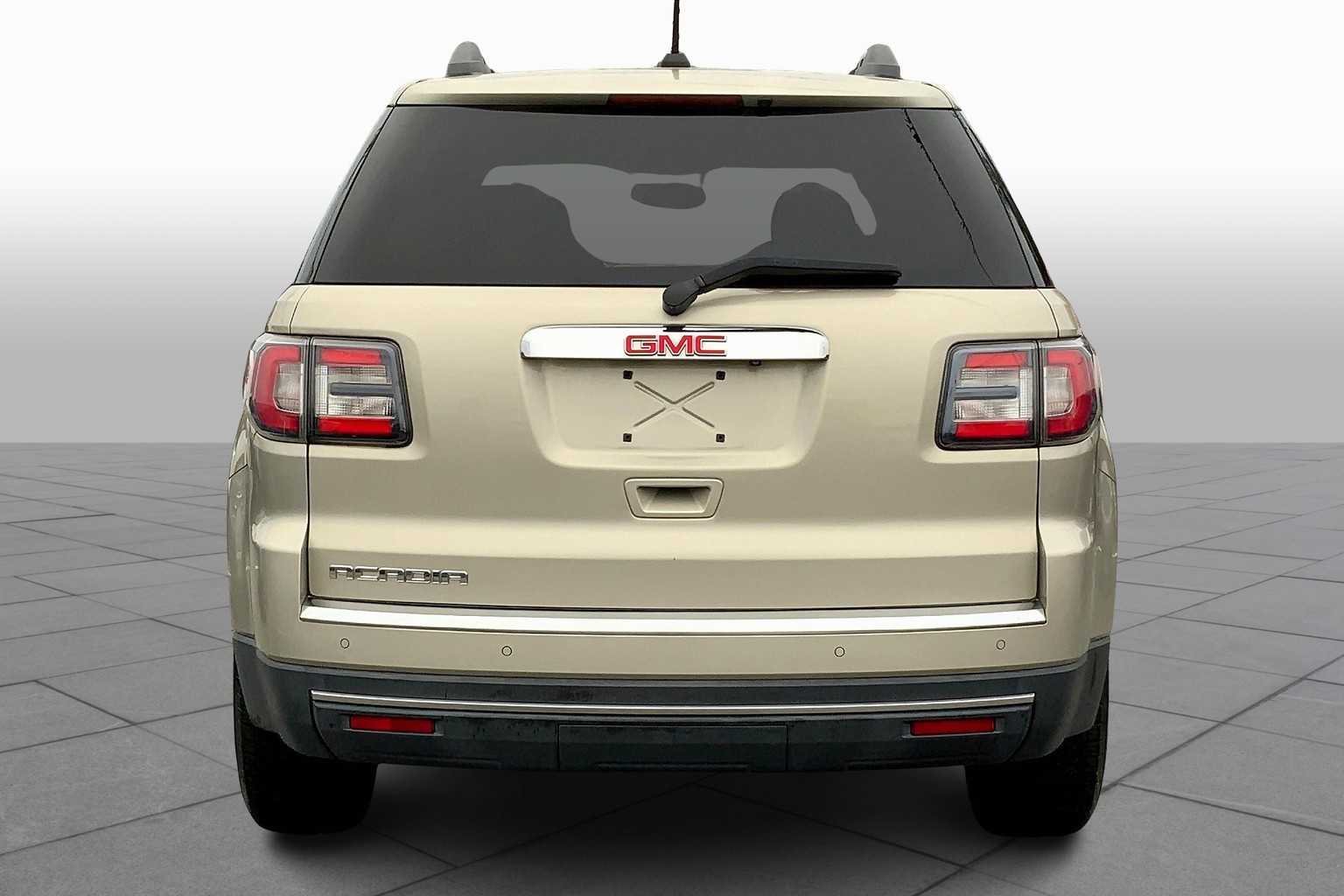 2016 Gmc Acadia SLE photo 4