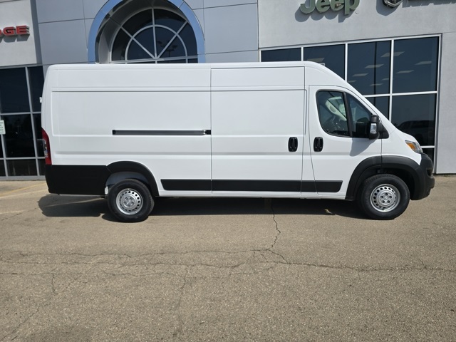 2026 Ram ProMaster 3500 photo 2