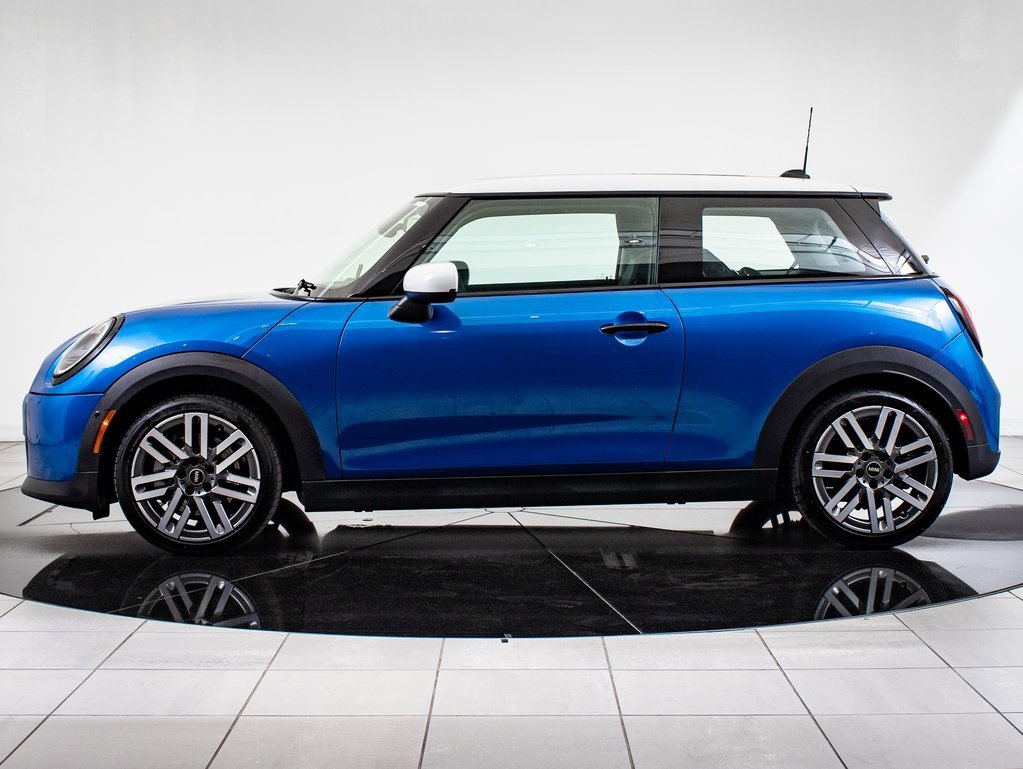 2025 Mini Cooper 2 Door Hardtop photo 5