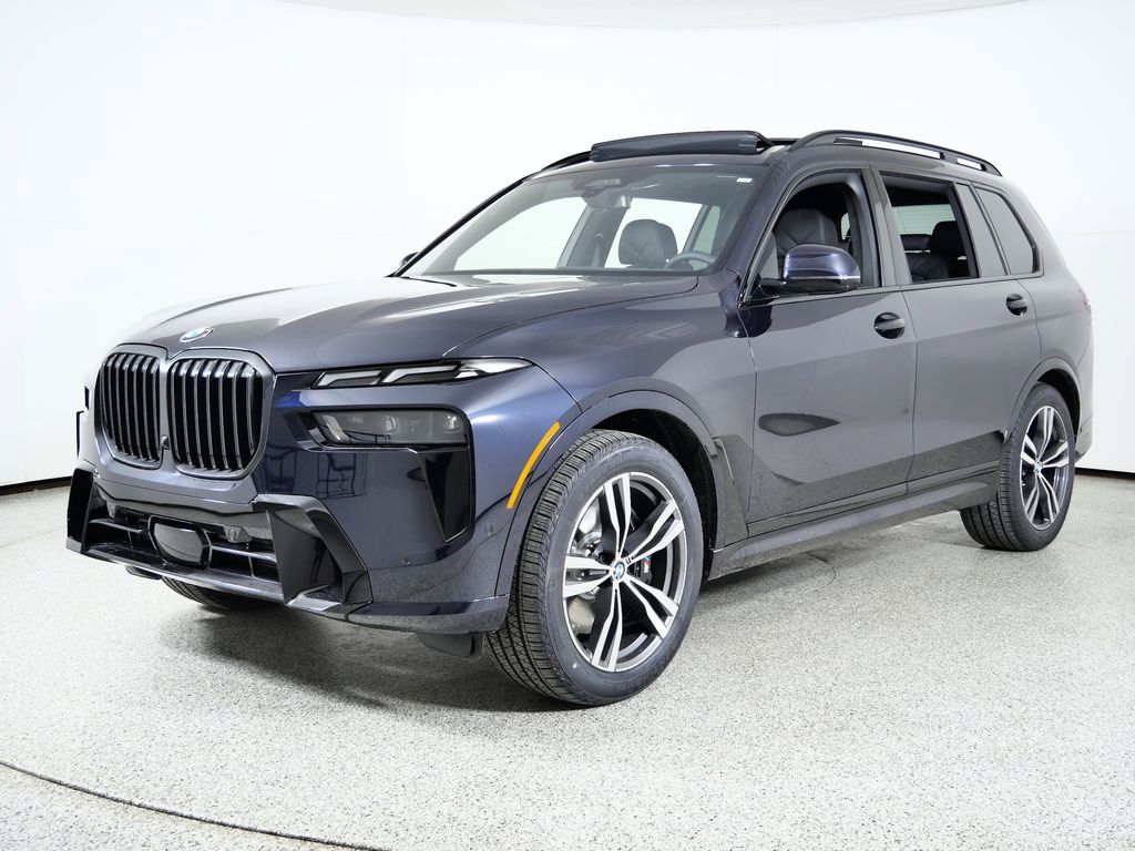 2026 BMW X7 40i's photo