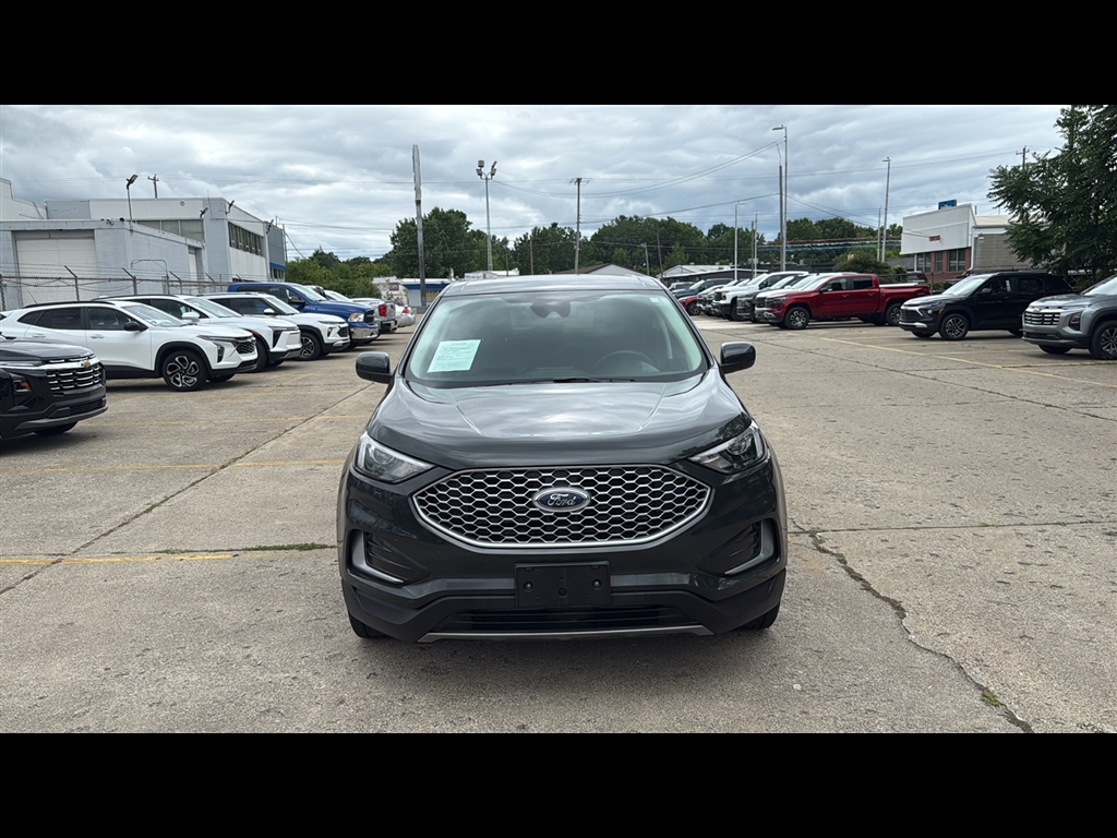 2023 Ford Edge SEL photo 30