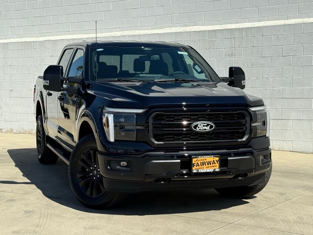 2025 Ford F-150 Lariat photo 2
