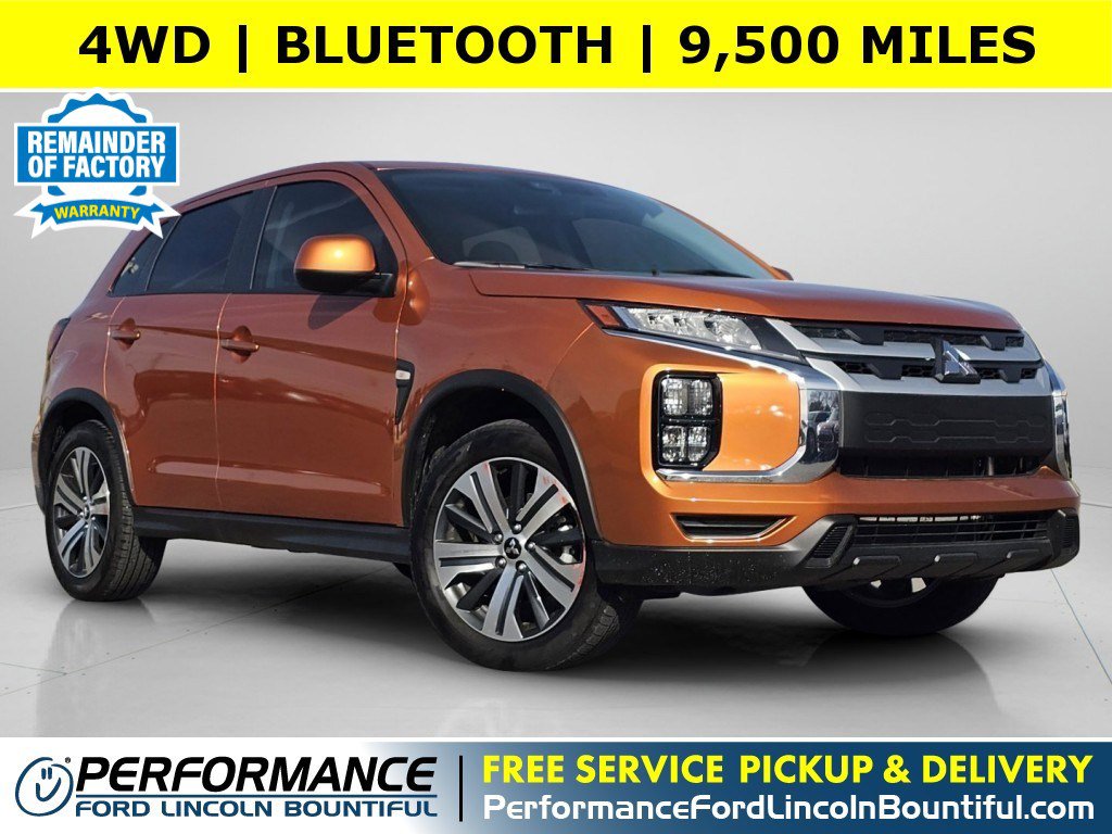 2024 Mitsubishi Outlander Sport ES's photo