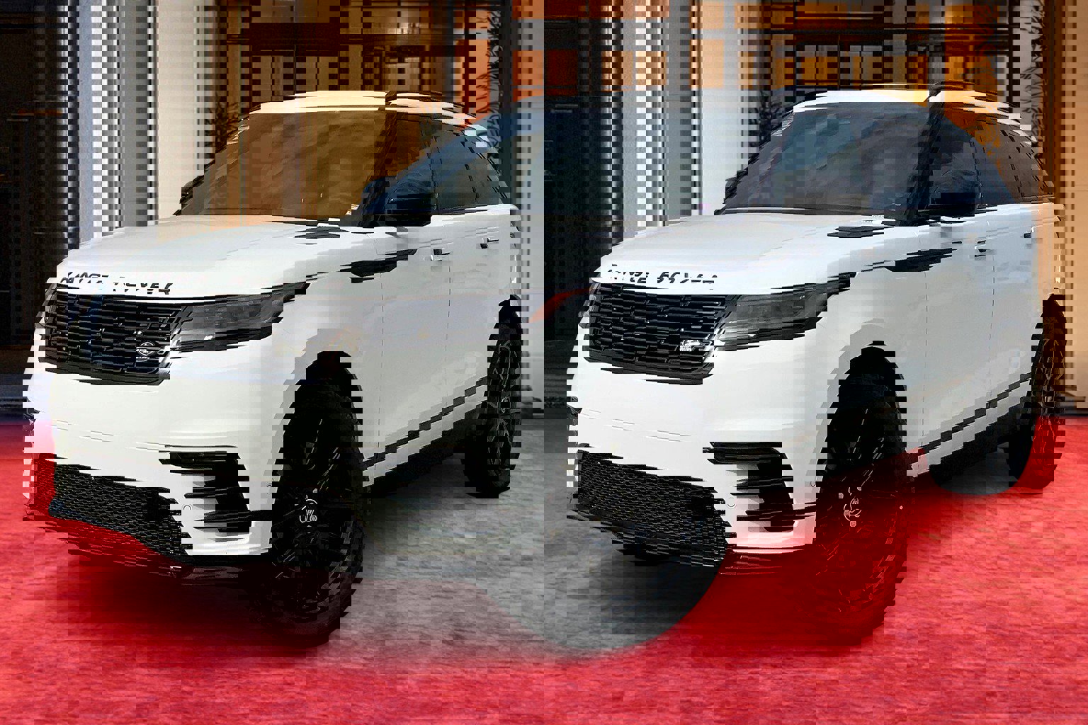 2026 Land Rover Range Rover Velar Dynamic SE's photo