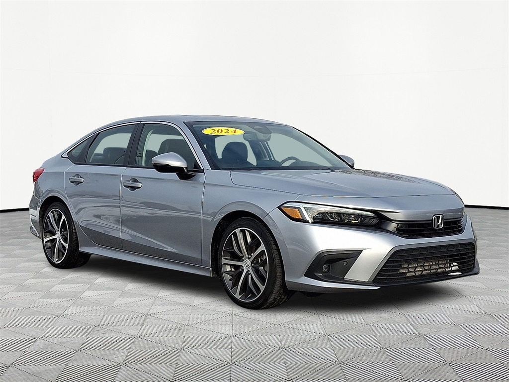 2024 Honda Civic Touring's photo