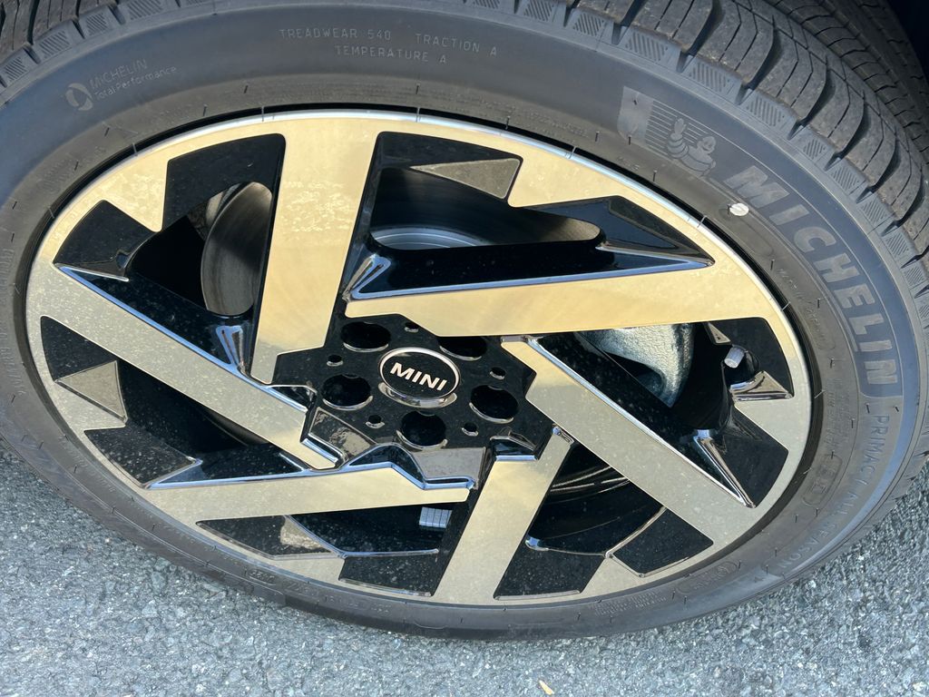2025 Mini Countryman S ALL4 photo 3