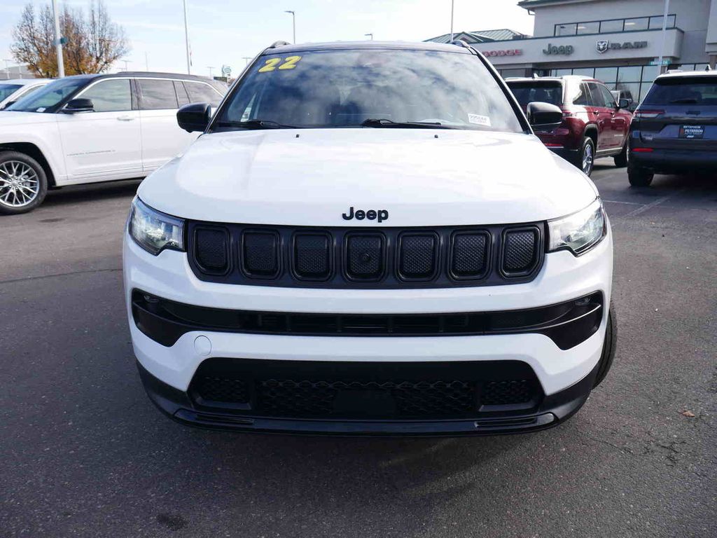 2022 Jeep Compass Altitude photo 2