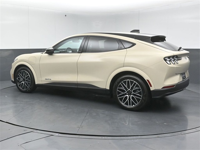 2025 FORD MUSTANG MACH-E - Image 5