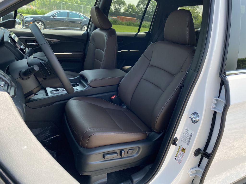 2025 Honda Ridgeline RTL photo 4
