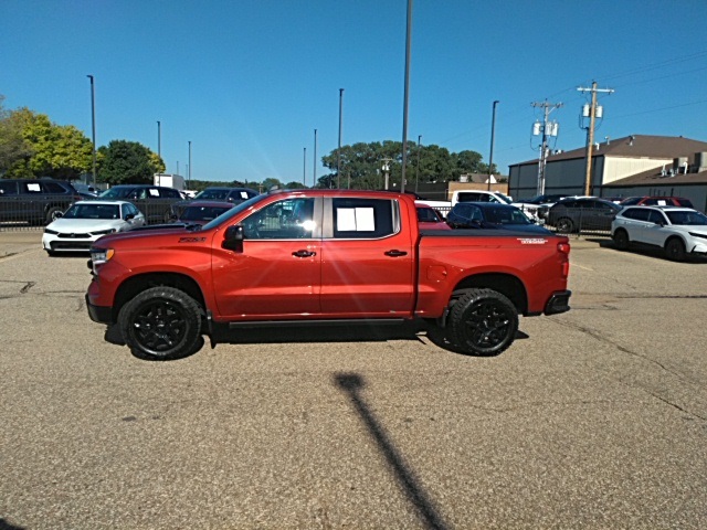 2023 Chevrolet Silverado 1500 LT Trail Boss photo 2