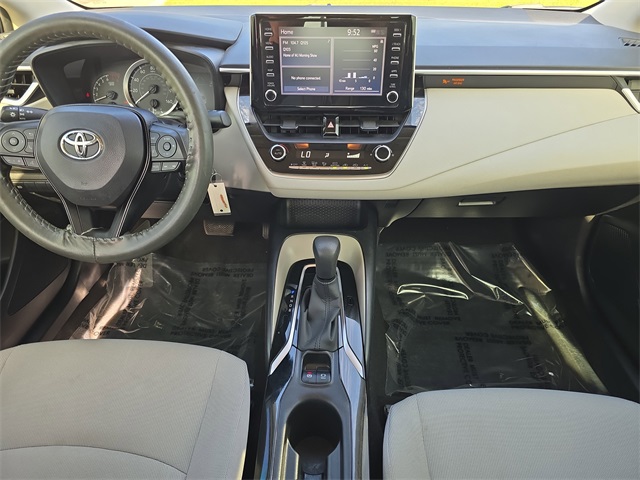 2020 Toyota Corolla LE photo 11